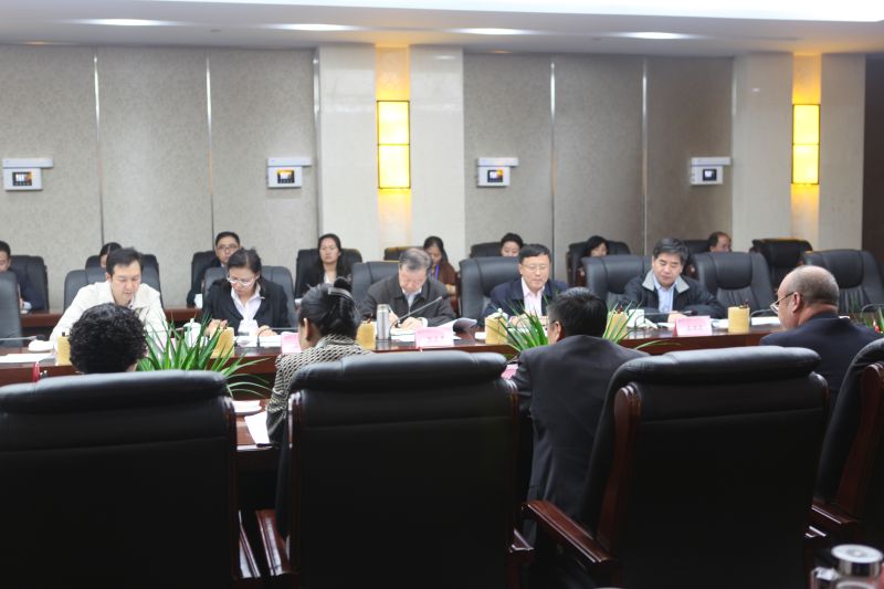 总行郭庆平副行长一行进藏开展调研...